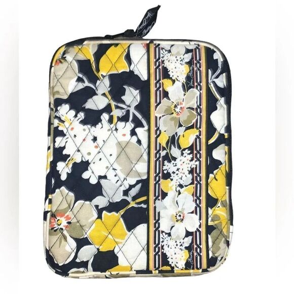 Vera Bradley Tablet Sleeve Dogwood 8x10 - Picture 1 of 2